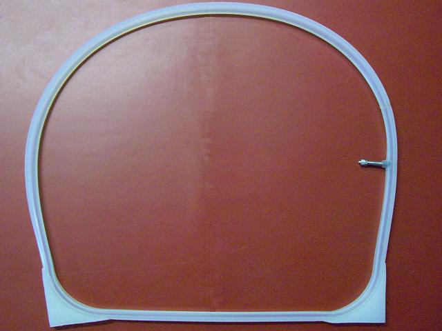 Aufblasbare Dichtung mit zwei anvulkanisierten Dichtecken aus Silikon